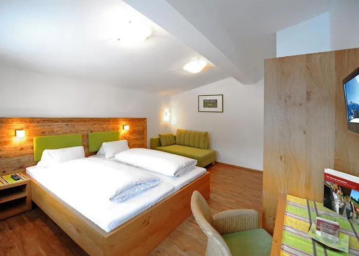 Falkenstein Oda ve Kahvaltı Saalbach-Hinterglemm